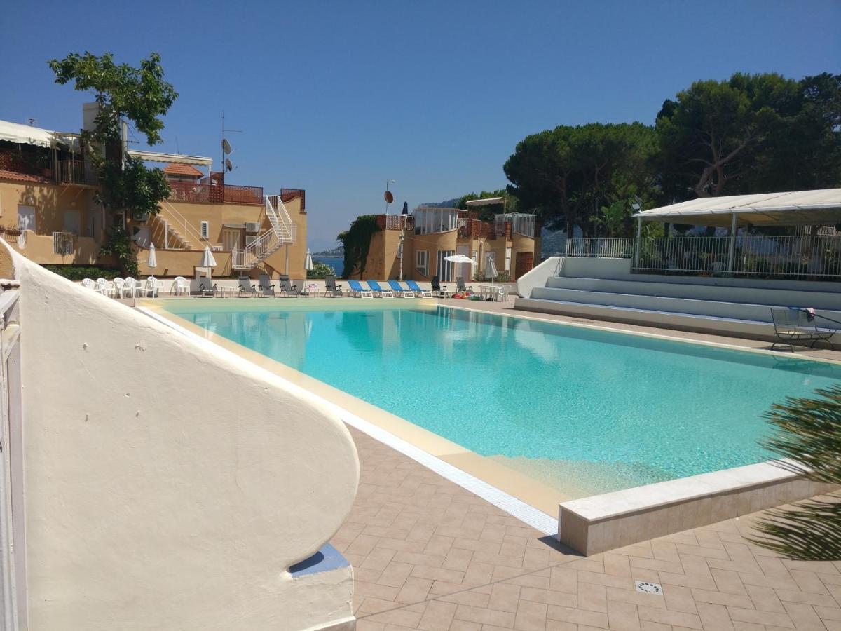 Mare Piscina Albamaor Appartement *
